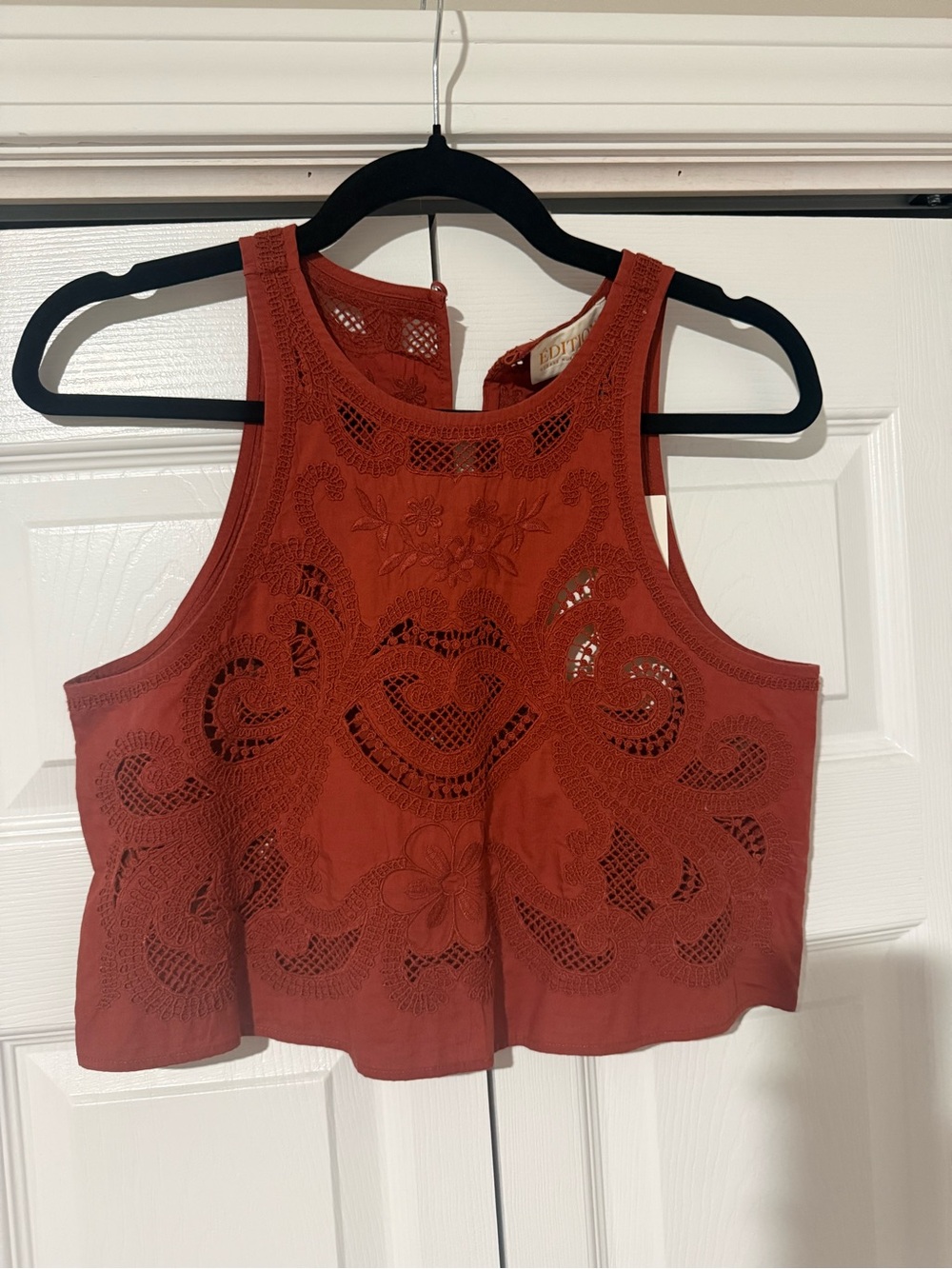 Sézane embroidered crop